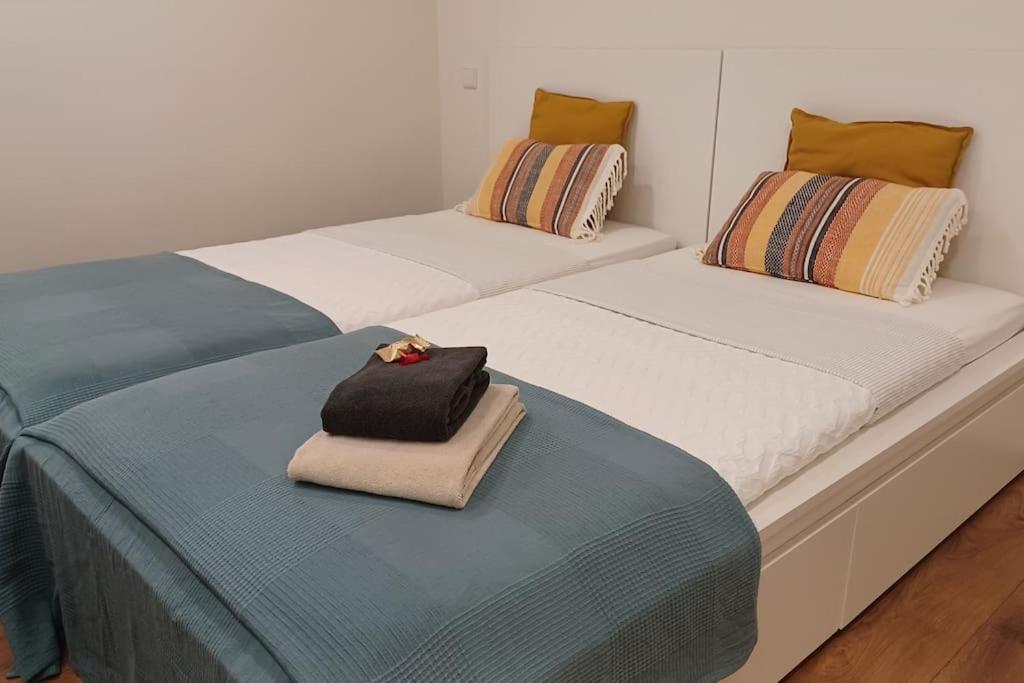 A H - Apartment Oporto Downtown Eksteriør bilde